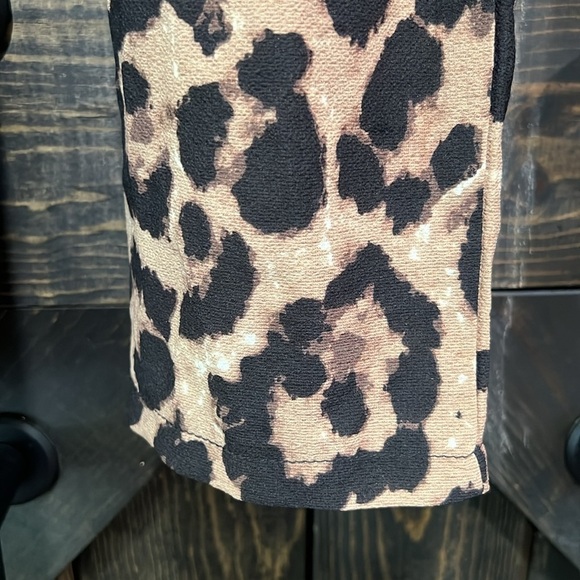 NWT PrettyLittleThing Pants Animal‎ Print Size 4 Brown Leopard Tie Waist Cropped - Picture 4 of 7